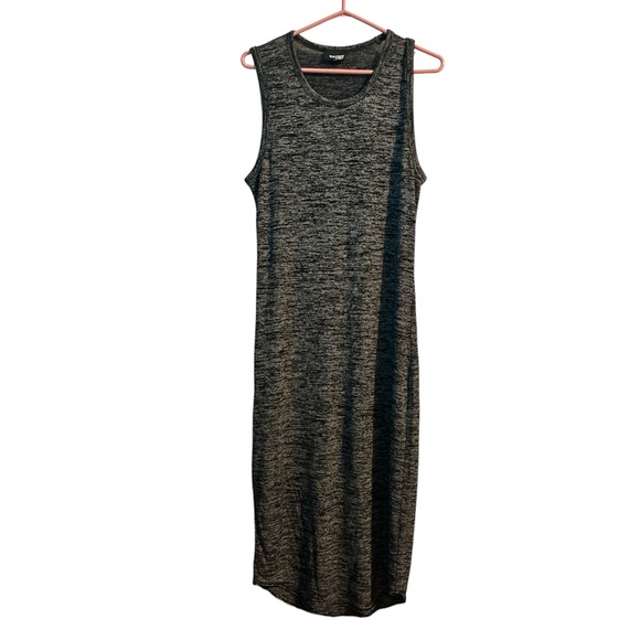 Aritzia Dresses & Skirts - WILFRED FREE Aritzia Sleeveless Maxi Dress